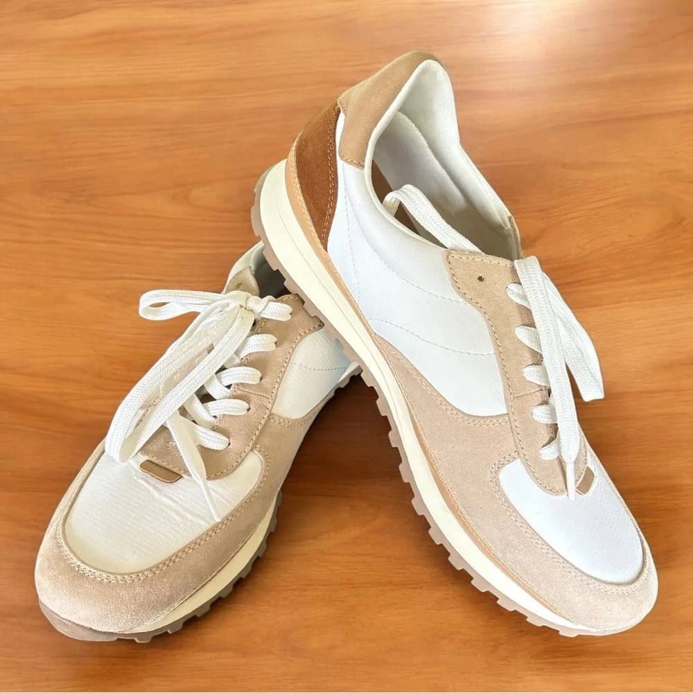 Women’s Universal Thread Maria Sneakers White and Tan Size 11 - Picture 2 of 9